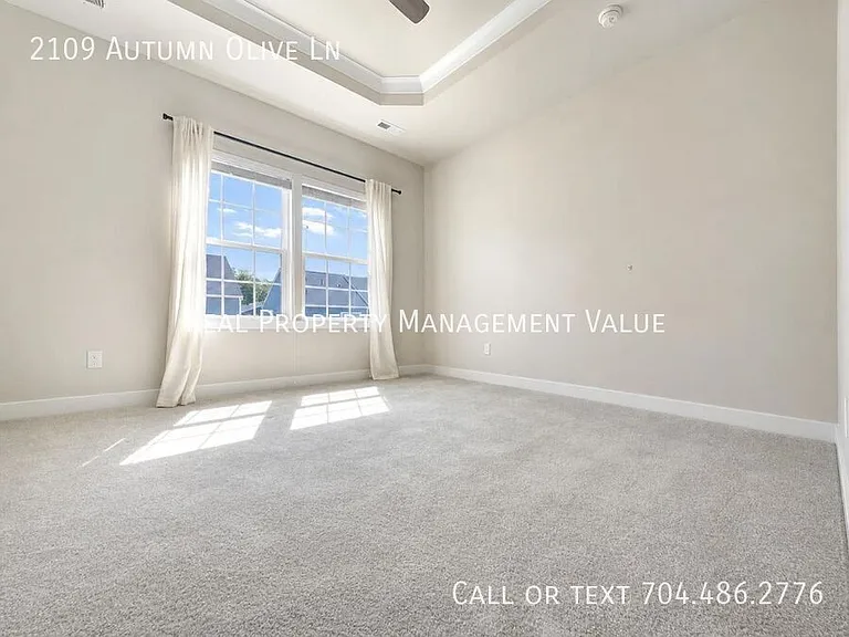 2109 Autumn Olive Ln — Photo 11