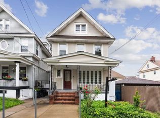 8561 76th St, Woodhaven, NY 11421