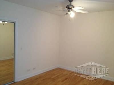 2nd image of 4540-66 W George St #45602