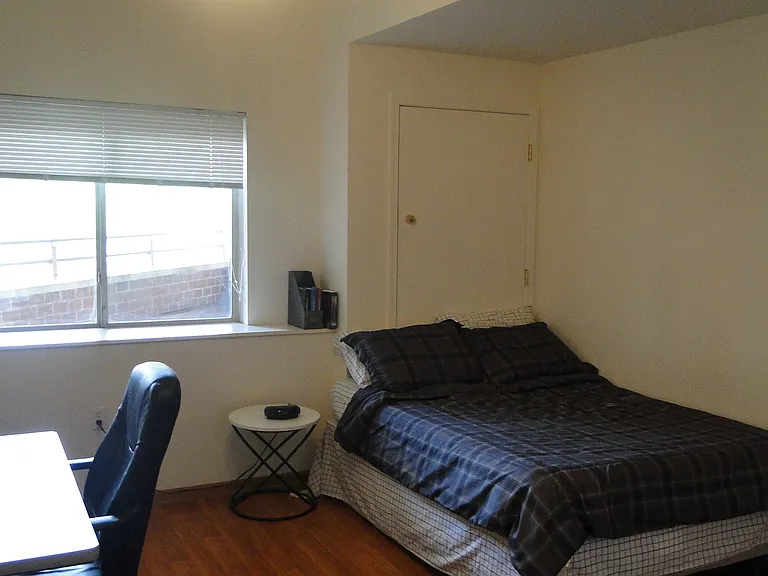 301 Harbour Town Dr #209 — Photo 9