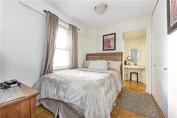 Rented by Stephen P. Wald | media 10