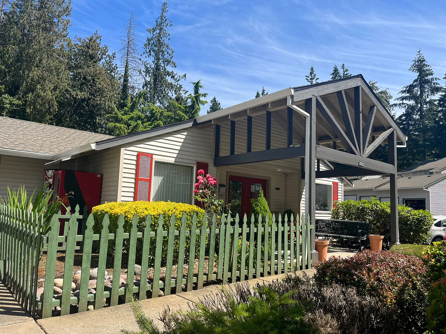 Welcome Home to Stone Creek Apartments at Oregon City! — Photo 2
