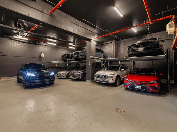 532 West 20th Street image 20 of 25