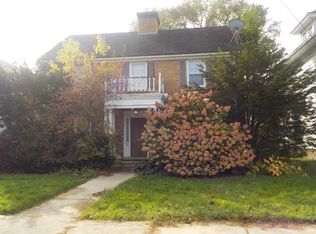 425 Seminary Ave, Aurora, IL 60505