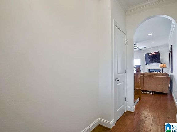 5th image of 4098 Eagle Ridge Ct