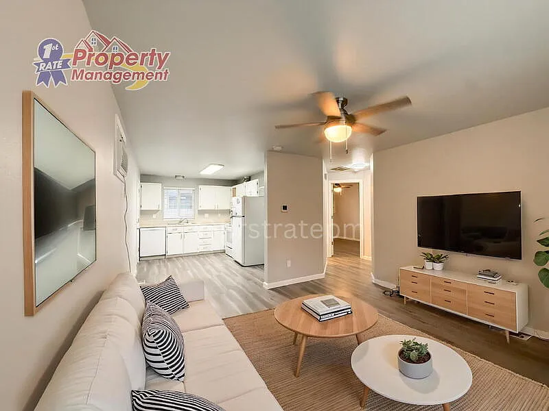 2 bed, 1.0 bath, 676 sqft, $1,345 — Photo 4