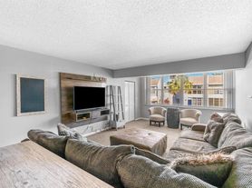2900 SW 22nd Ave