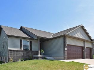 5020 W Gary Gately St, Lincoln, NE 68528