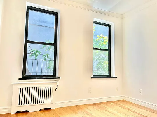 Rented by CitySites Real Estate Group | media 3