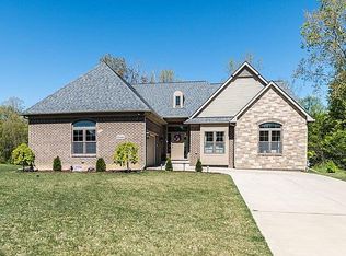 5146 Royal Park Cir, Ann Arbor, MI 48108