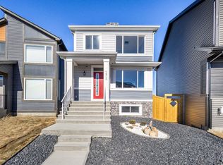 278 Aquila Way NW, Calgary, AB T3R 1Z9