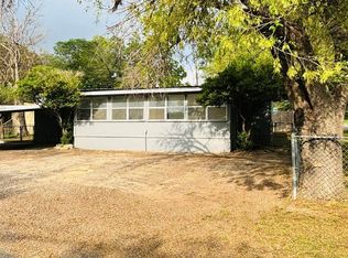 101 S Loyal Valley Dr, Kerrville, TX 78028