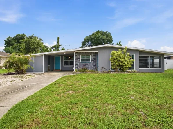 3328 Barstow St, Sarasota, FL 34235