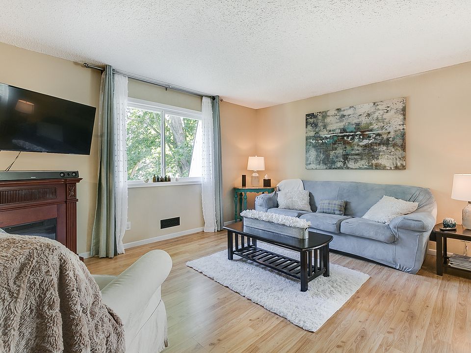 1st image of 3756 Conroy Trl