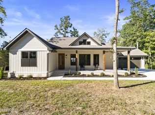 124 Markham Ln, Crossville, TN 38558