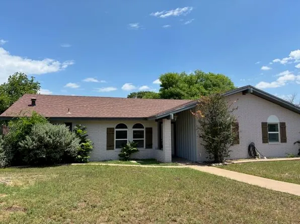 2814 Chimney Rock Ln, San Angelo, TX 76904