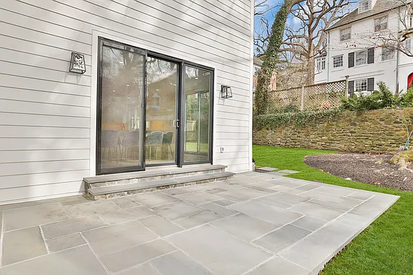 Sold by Trebach Realty | media 53