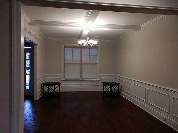 3rd image of 115 Braemar Knoll Dr