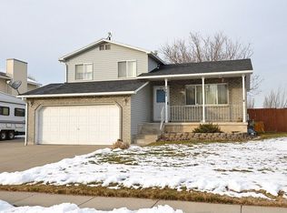 1002 W 450 S, Layton, UT 84041