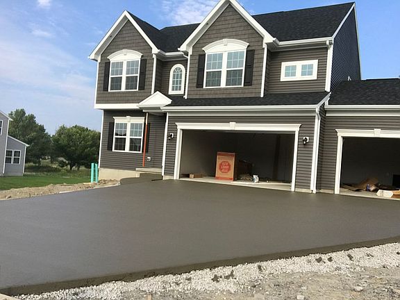 3rd image of 4667 Logans Ln