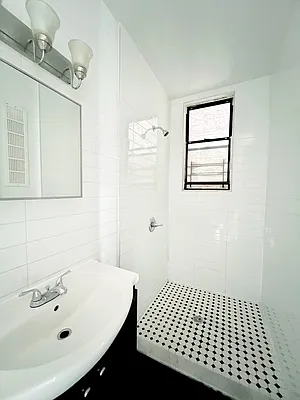 Rented by Zjama Realty Corp | media 4