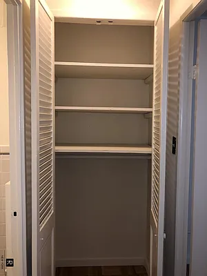 Rented by R New York | media 6
