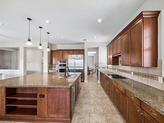 3rd image of 26207 Wooded Hollow Ln
