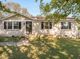 116 Edge Field Cir, Dickson, TN 37055