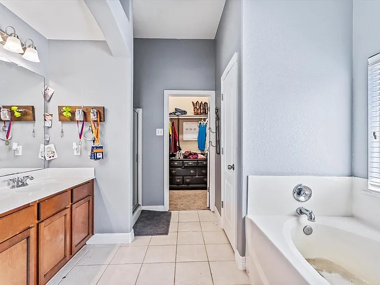 6803 Kotlan Ct — Photo 21