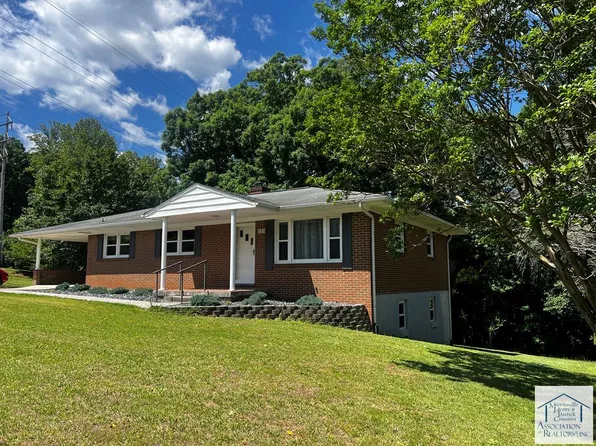127 Crestwood Rd, Collinsville, VA 24078