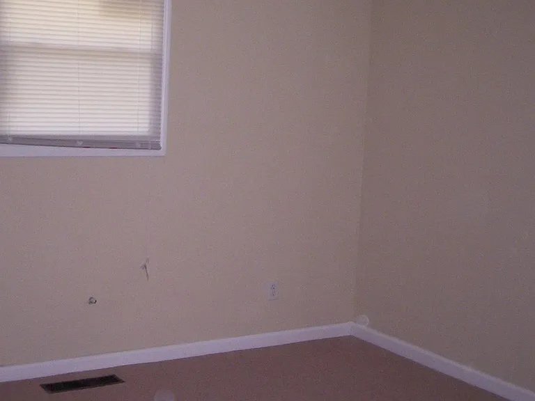 5112 Gardendale Ave — Photo 7