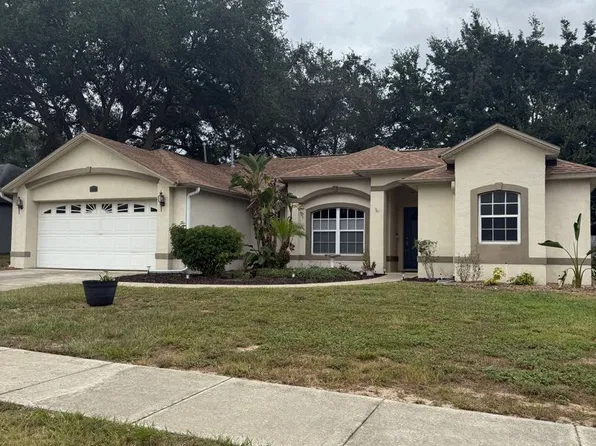 660 Park Valley Cir, Minneola, FL 34715