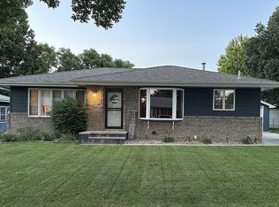 1324 W Birch Ave, Mitchell, SD 57301