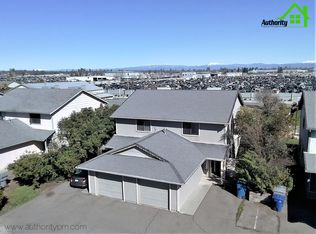 2089 Charade Way APT 2, Redding, CA 96003