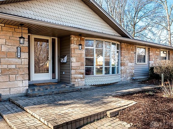2nd image of 2174 Belloak Dr