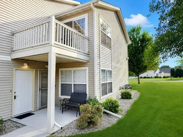 2548 Edgewood Dr, Beloit, WI 53511