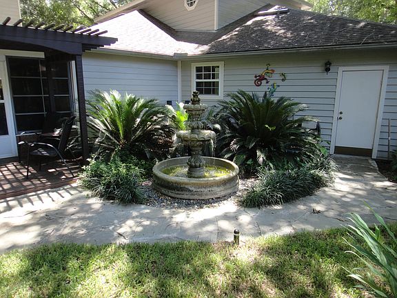 Main Fountain - Back Yard