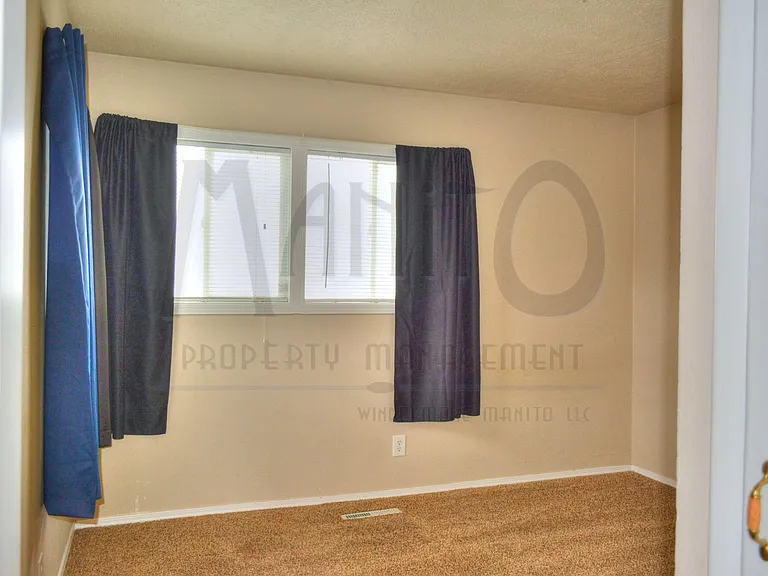 4017 E Grace Ave — Photo 12