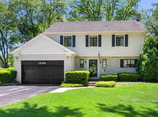 1308 Sunview Ln, Winnetka, IL 60093