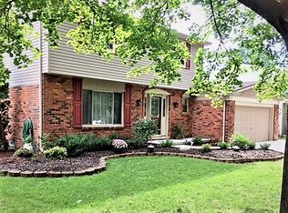 18614 Fairway St, Livonia, MI 48152