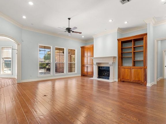 5th image of 3227 Gleneagle Dr