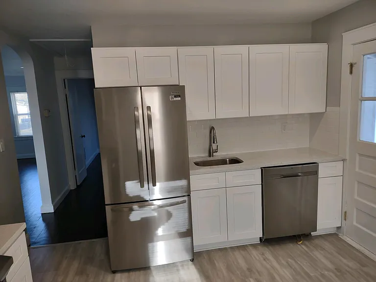 430 Knowlton St #2 — Photo 6