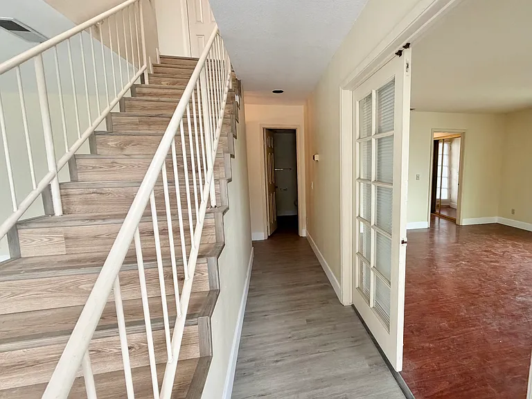 5152 Dunbar Dr #D — Photo 10