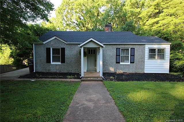 1st image of 313 Westwood Dr