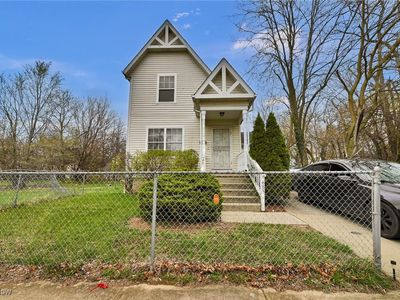 685 E 101st St, Cleveland, OH, 44108