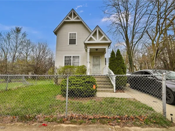 685 E 101st St, Cleveland, OH 44108