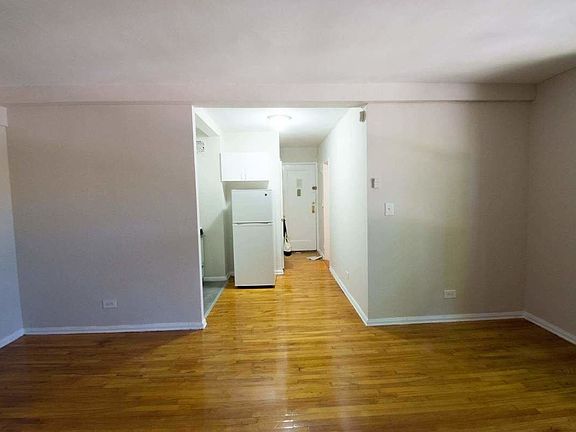 3rd image of 8606 35th Ave APT 2H