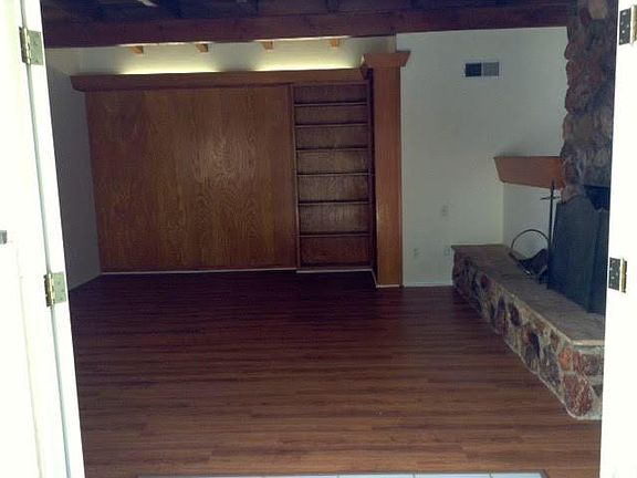 4th image of 4282 Whittier St APT B