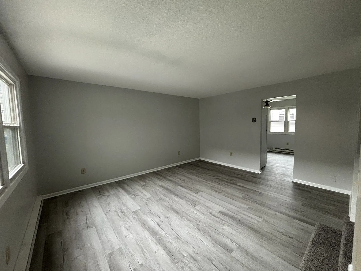 2 bed, 1.5 bath, 1100 sqft, $1,700 — Photo 2
