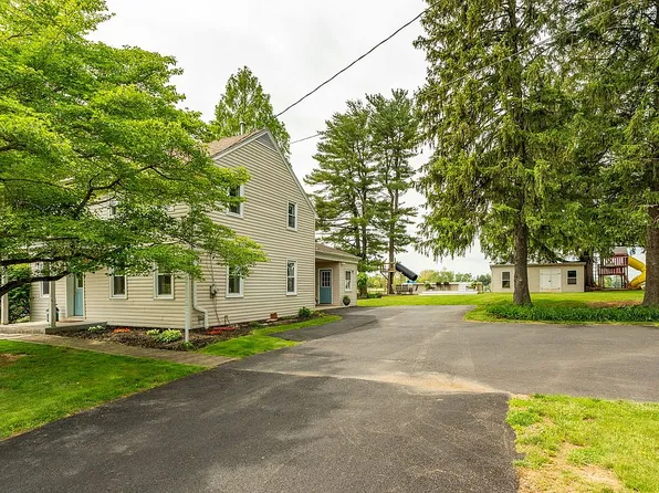 343 E Evergreen Rd, Lebanon, PA 17042